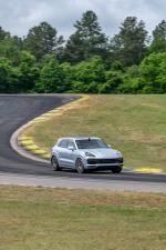 Porsche Cayenne Turbo 2018 года (NA)